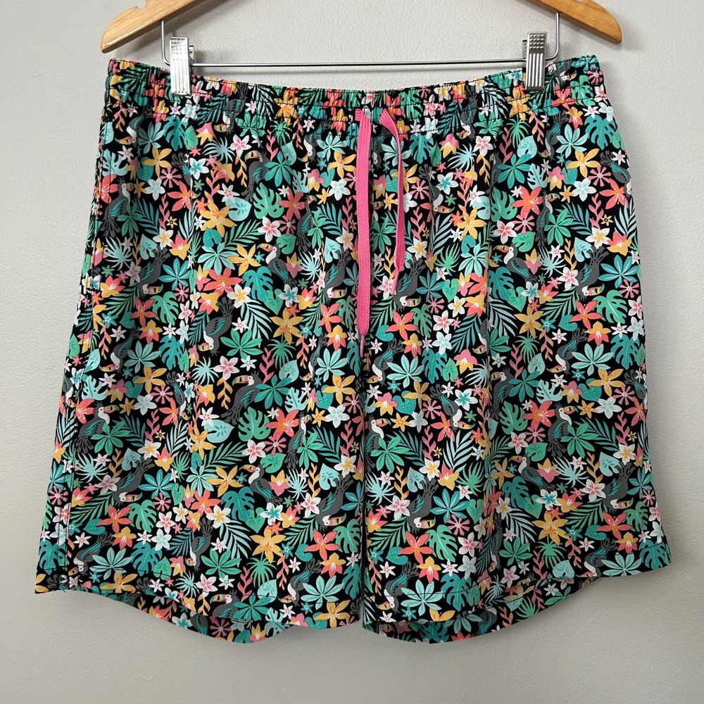 Chubbies Swim Trunks Mens 2XL The Bloomerangs Black Tropical Toucan Floral 7"